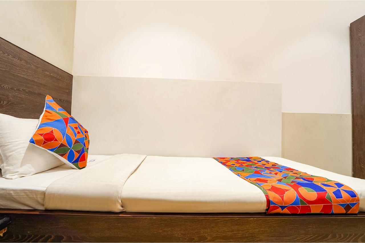 Fabhotel Karpagam - 900M From Nehru Stadium 哥印拜陀 外观 照片